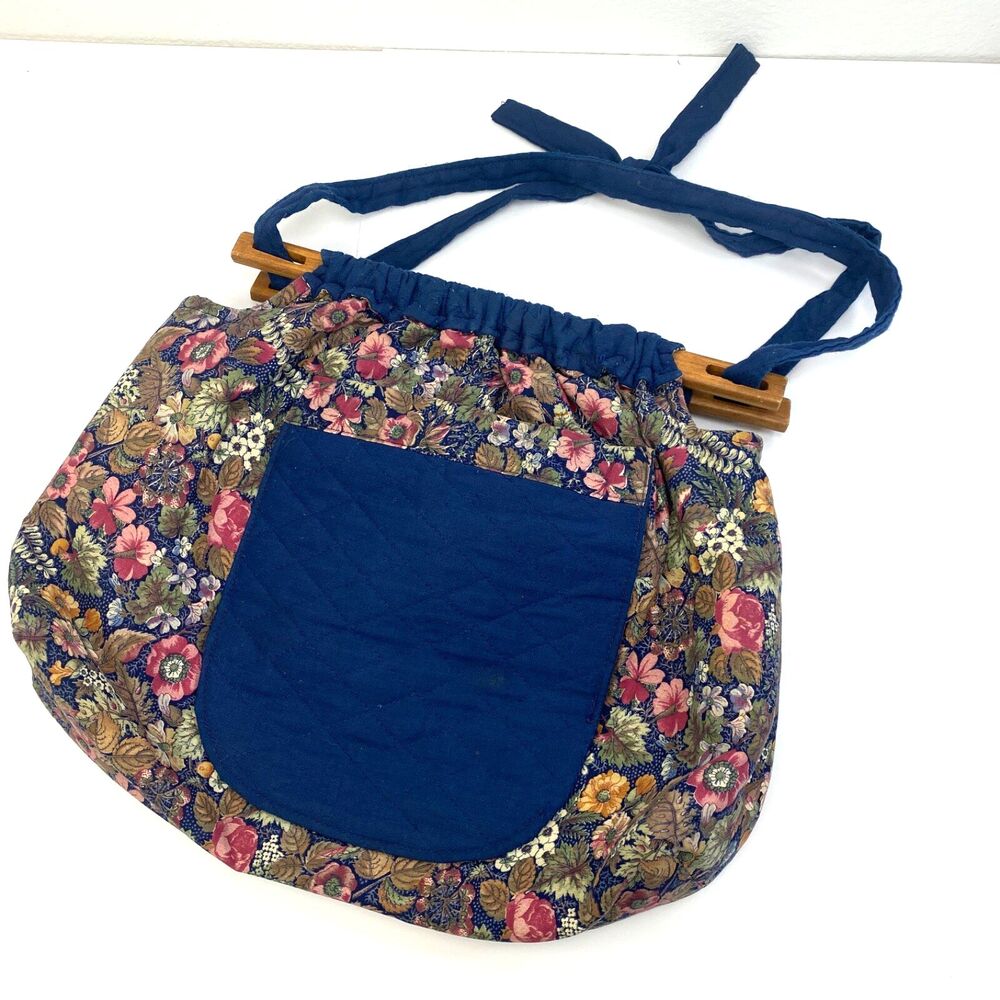 Vintage 80s Quilted Knitting Bag Handbag Purse Floral Wood Handles Pocket Boho
